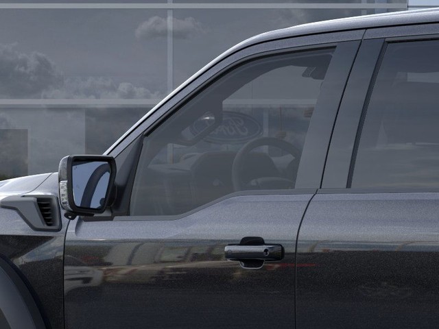 Ford F-150 Vehicle Full-screen Gallery Image 20