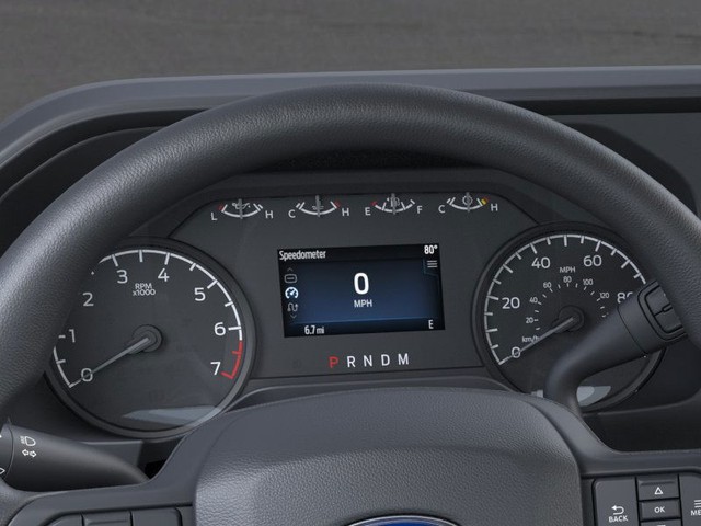 Ford F-350SD Vehicle Full-screen Gallery Image 13