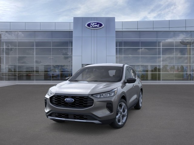Ford Escape Vehicle Full-screen Gallery Image 2