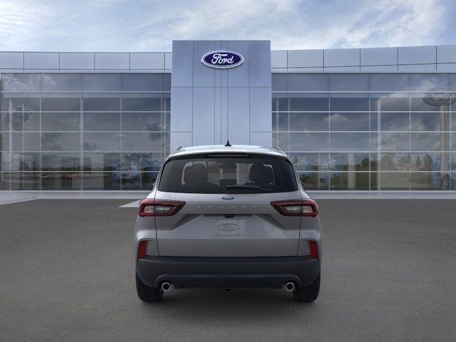 Ford Escape Vehicle Full-screen Gallery Image 5