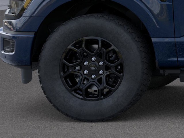 Ford F-150 Vehicle Full-screen Gallery Image 19