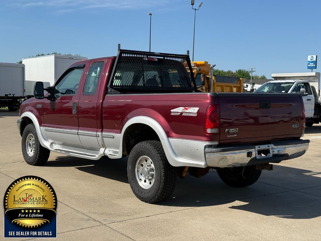 Ford Super Duty F-350 SRW Vehicle Full-screen Gallery Image 7