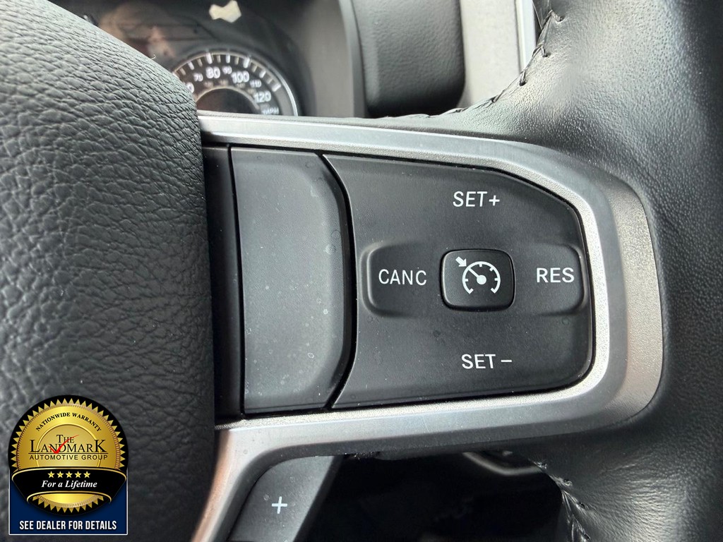 Ram 1500 Vehicle Full-screen Gallery Image 11