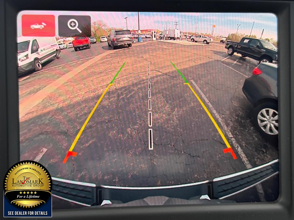 Ram 1500 Vehicle Full-screen Gallery Image 13