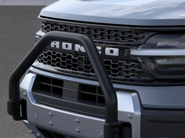 Ford Bronco Sport Vehicle Full-screen Gallery Image 17