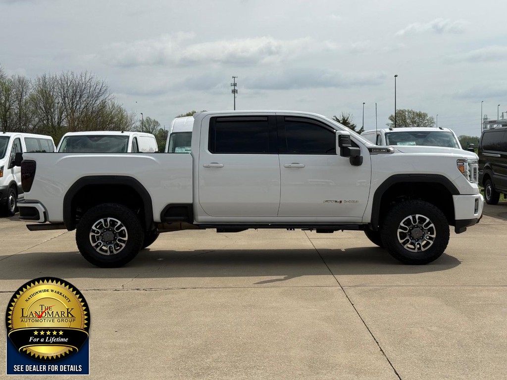 GMC Sierra 2500HD Vehicle Full-screen Gallery Image 04