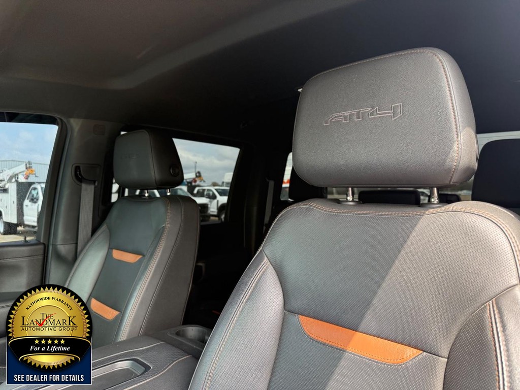 GMC Sierra 2500HD Vehicle Full-screen Gallery Image 09