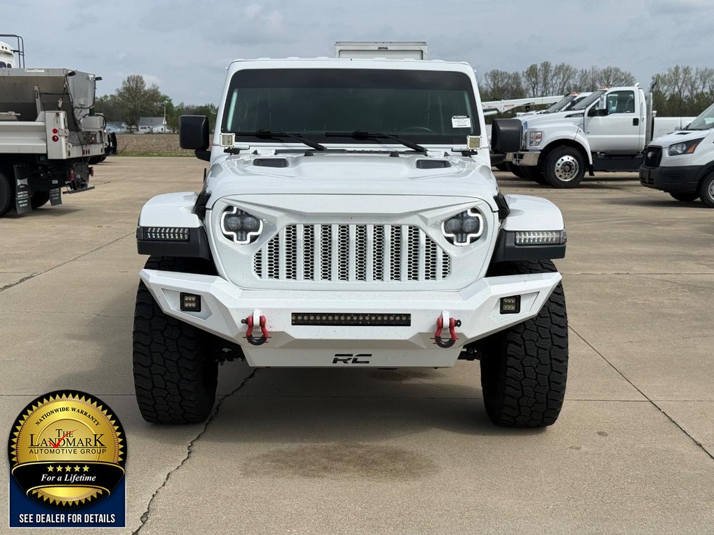 Jeep Wrangler Vehicle Full-screen Gallery Image 2