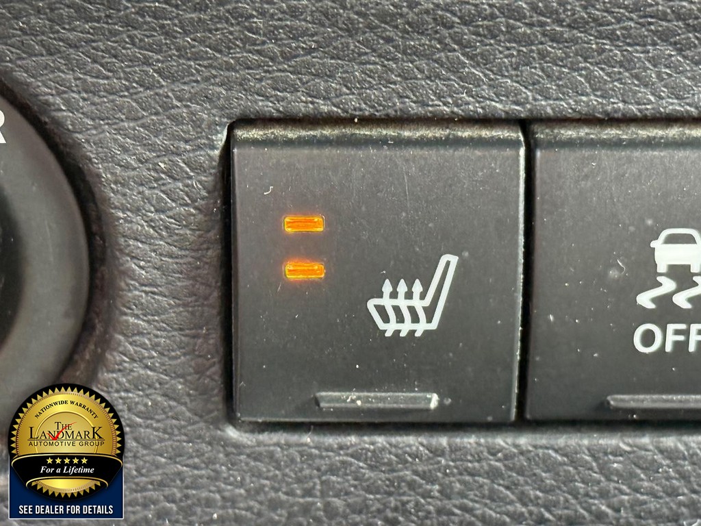 Jeep Wrangler JK Unlimited Vehicle Full-screen Gallery Image 14