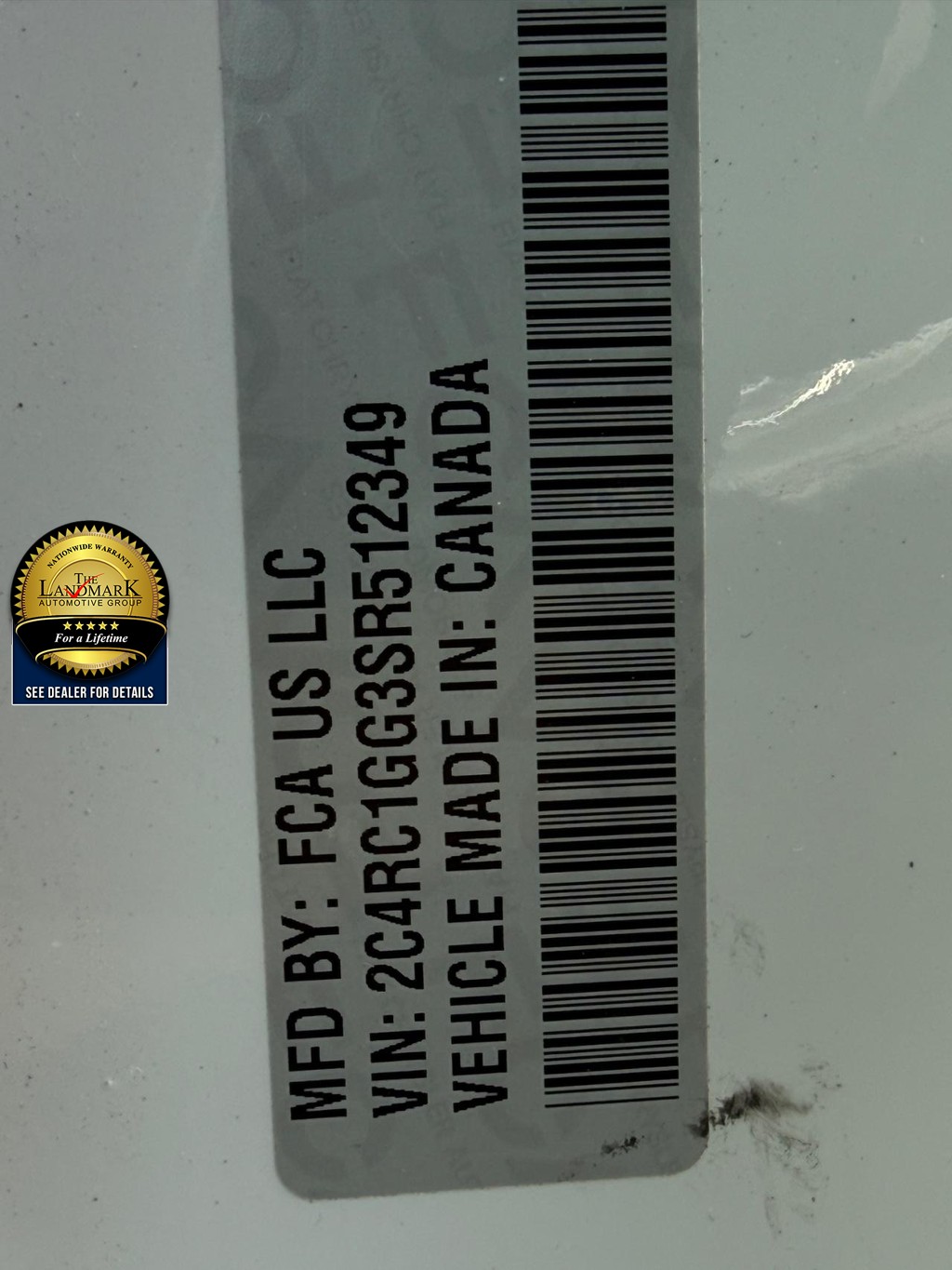 Chrysler Pacifica Vehicle Full-screen Gallery Image 25