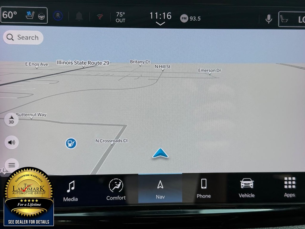 Chrysler Pacifica Vehicle Full-screen Gallery Image 15