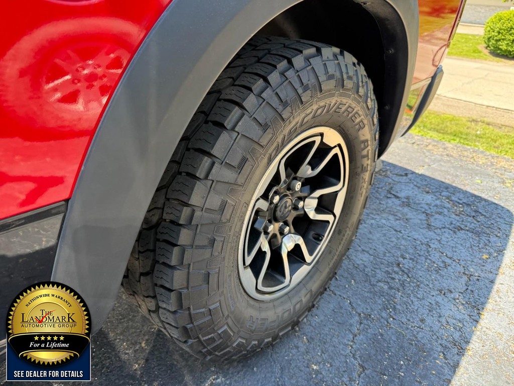 Ram 1500 Vehicle Full-screen Gallery Image 4