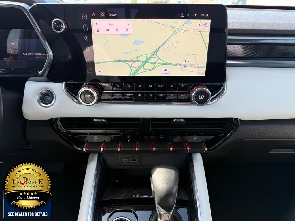 GMC Canyon Vehicle Full-screen Gallery Image 19