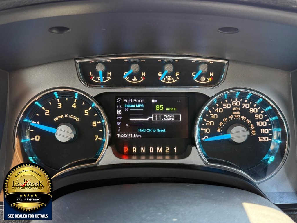 Ford F-150 Vehicle Full-screen Gallery Image 12