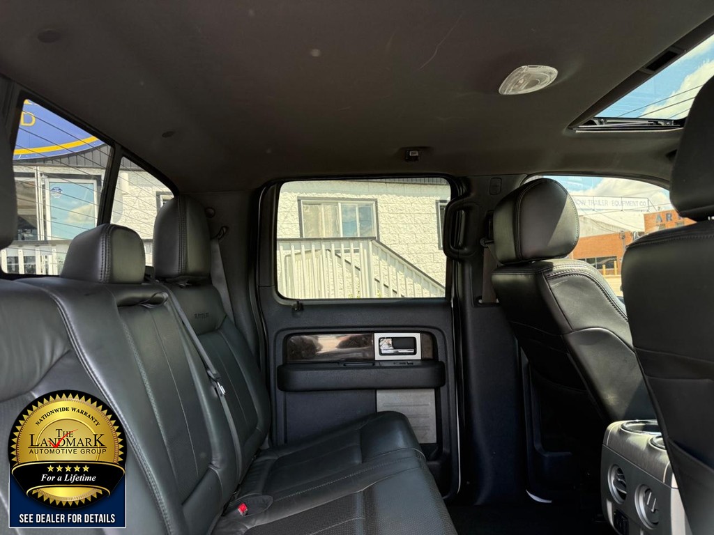 Ford F-150 Vehicle Full-screen Gallery Image 16