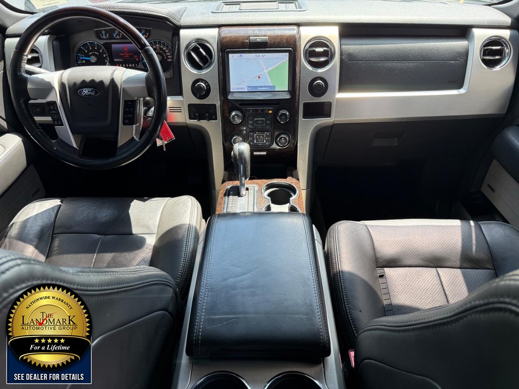 Ford F-150 Vehicle Full-screen Gallery Image 17