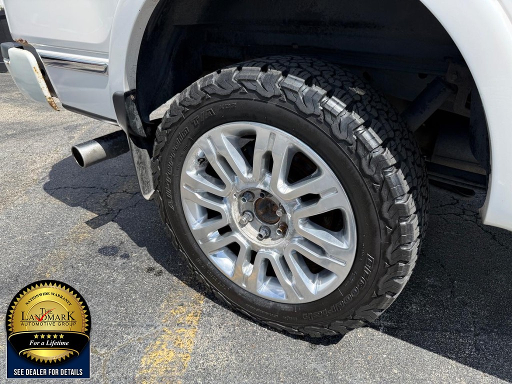 Ford F-150 Vehicle Full-screen Gallery Image 21