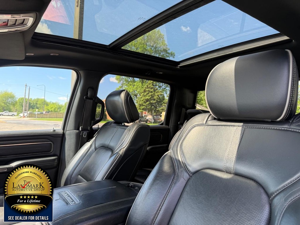 Ram 1500 Vehicle Full-screen Gallery Image 9