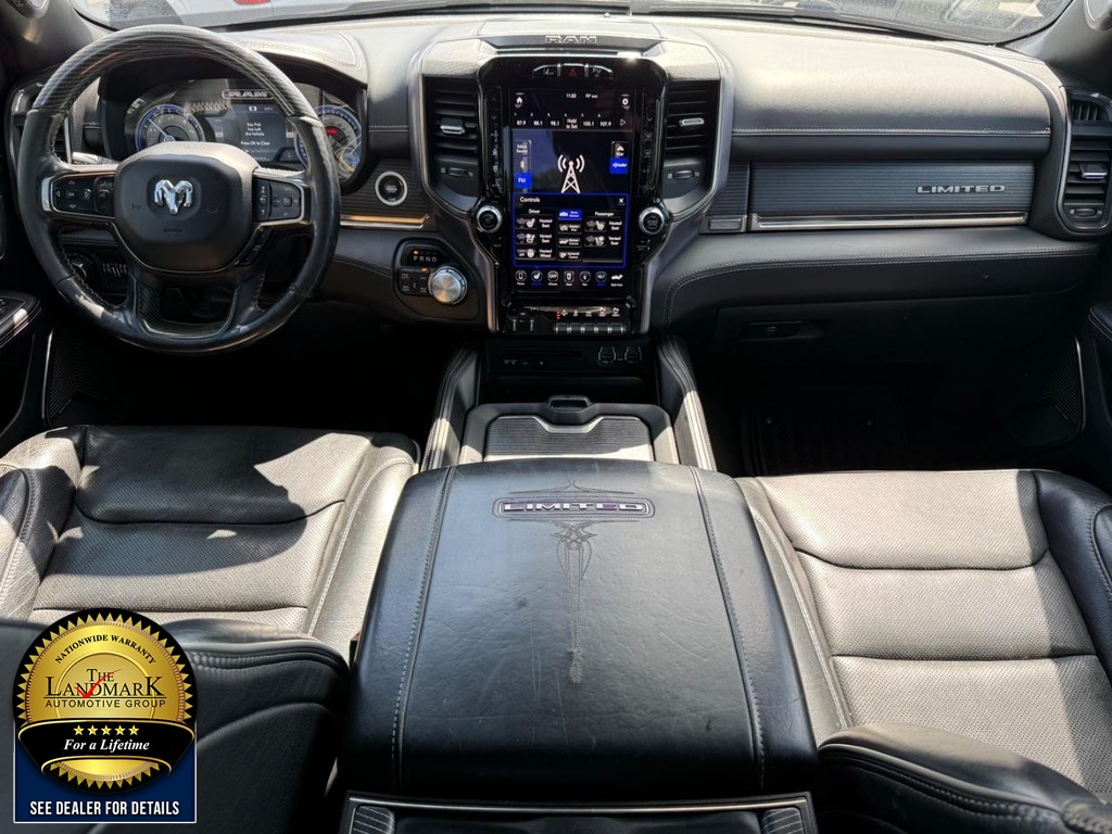 Ram 1500 Vehicle Full-screen Gallery Image 17