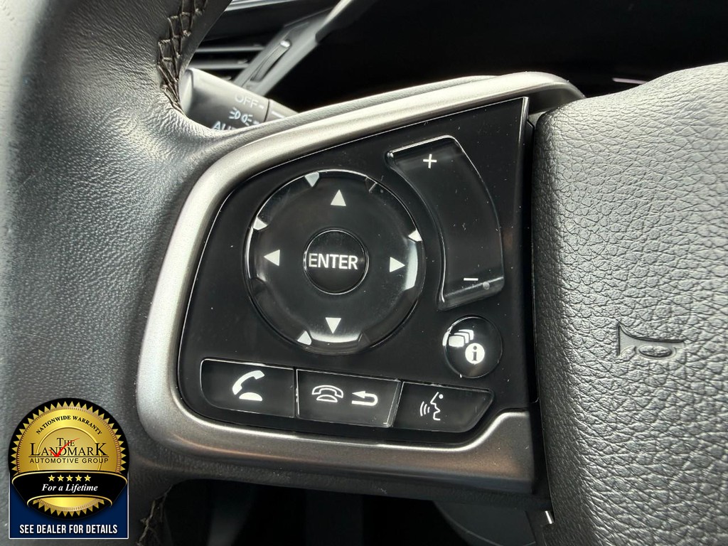 Honda Civic Hatchback Vehicle Full-screen Gallery Image 10