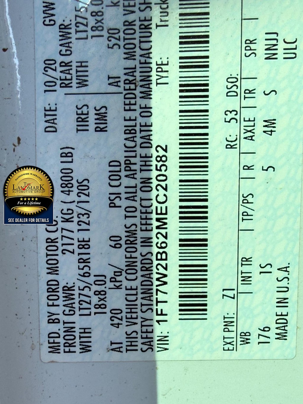 Ford Super Duty F-250 SRW Vehicle Full-screen Gallery Image 5