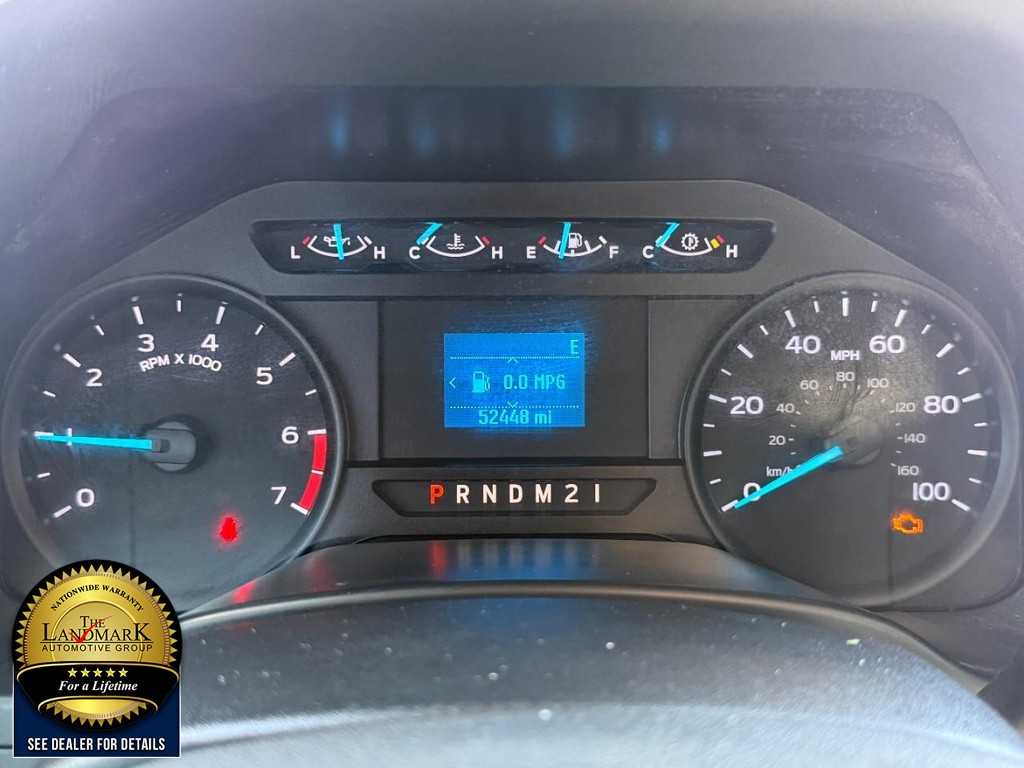 Ford Super Duty F-250 SRW Vehicle Full-screen Gallery Image 12