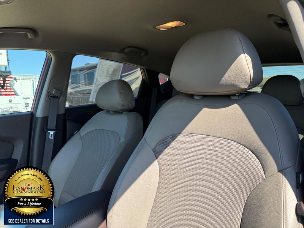 Hyundai Tucson Vehicle Full-screen Gallery Image 9