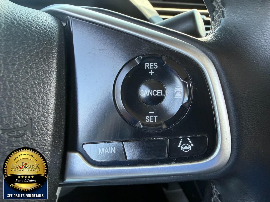 Honda Civic Sedan Vehicle Full-screen Gallery Image 11