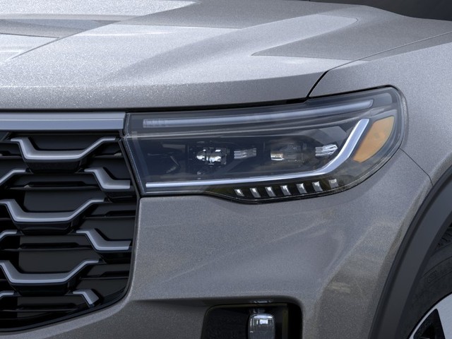 Ford Explorer Vehicle Full-screen Gallery Image 18