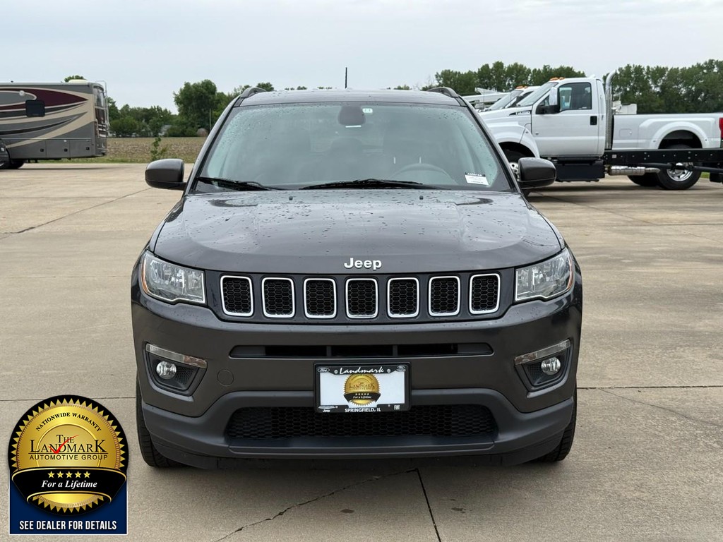 Jeep Compass Vehicle Full-screen Gallery Image 2