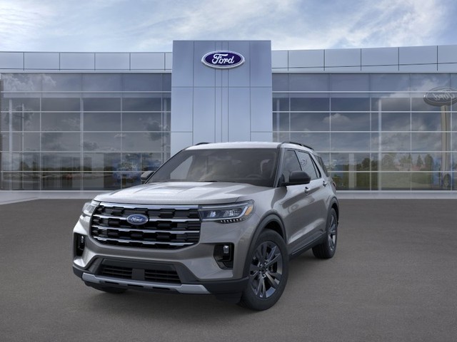 Ford Explorer Vehicle Full-screen Gallery Image 2