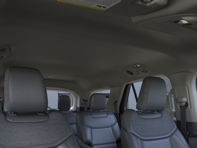 Ford Explorer Vehicle Full-screen Gallery Image 22