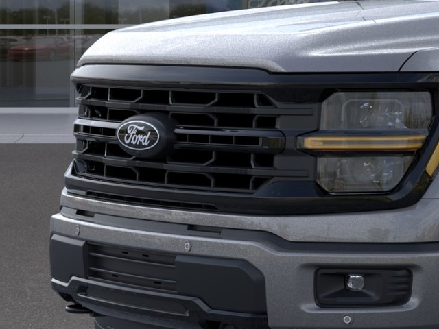 Ford F-150 Vehicle Full-screen Gallery Image 17