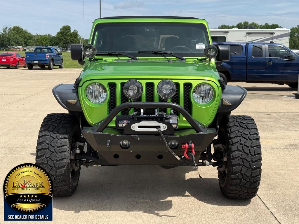 Jeep Wrangler Unlimited Vehicle Full-screen Gallery Image 2