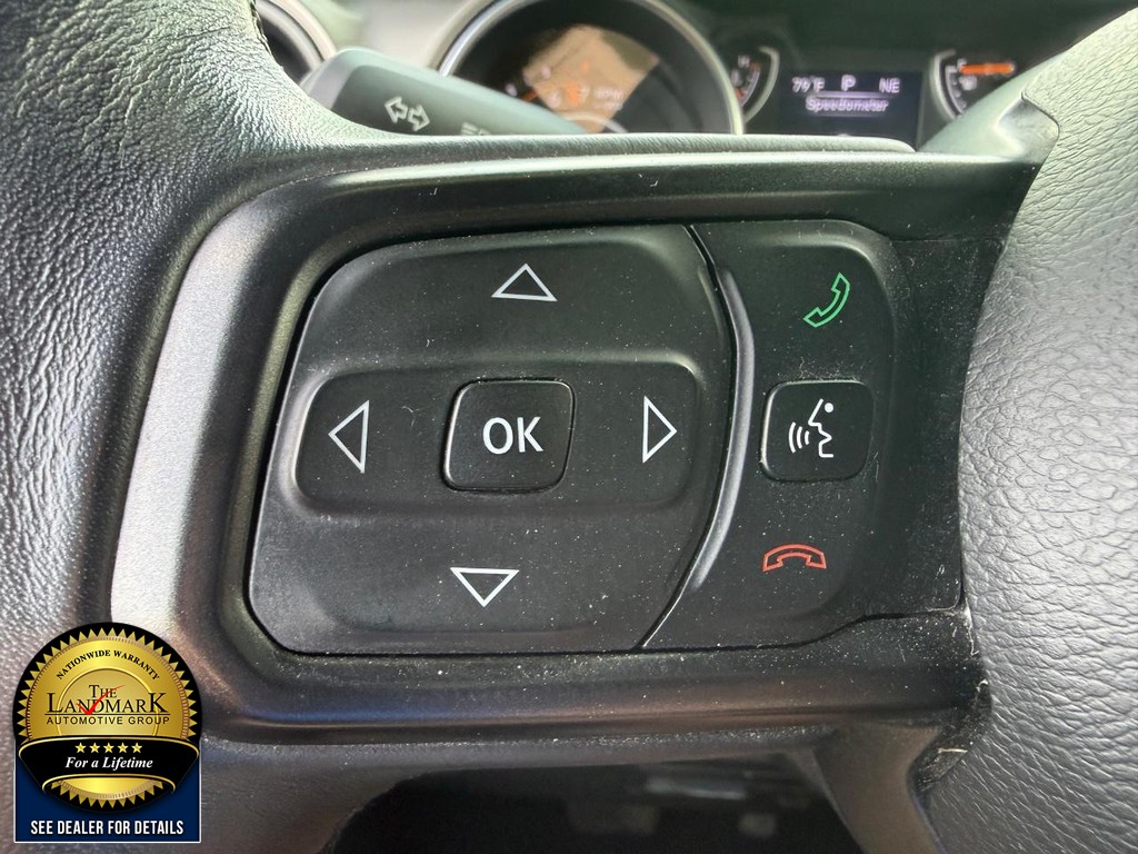 Jeep Wrangler Unlimited Vehicle Full-screen Gallery Image 10