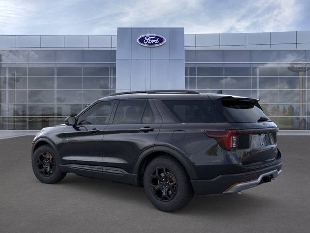 Ford Explorer Vehicle Full-screen Gallery Image 4