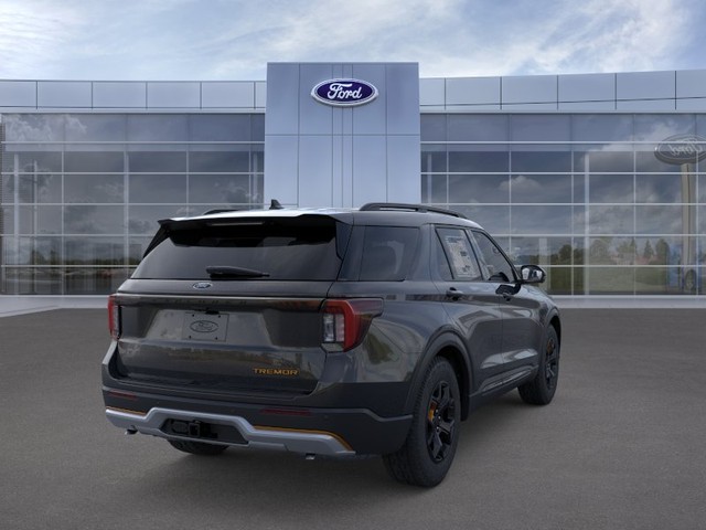 Ford Explorer Vehicle Full-screen Gallery Image 8