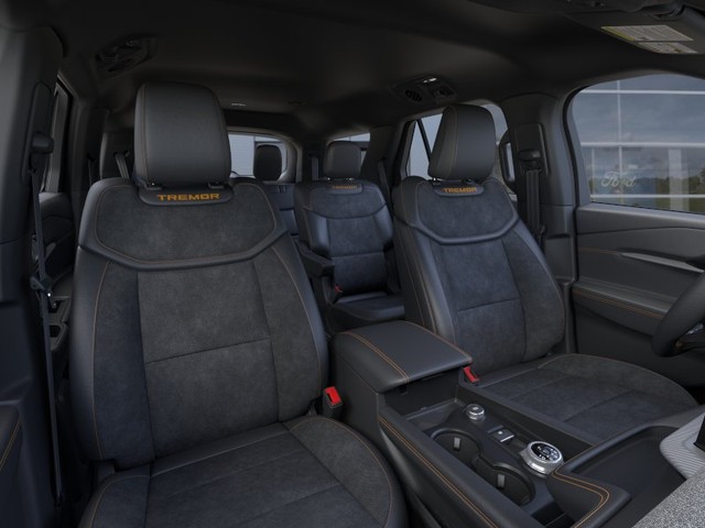 Ford Explorer Vehicle Full-screen Gallery Image 10