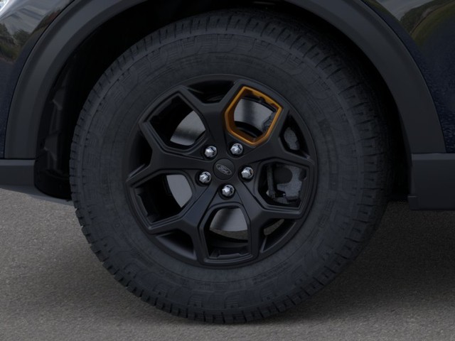 Ford Explorer Vehicle Full-screen Gallery Image 19