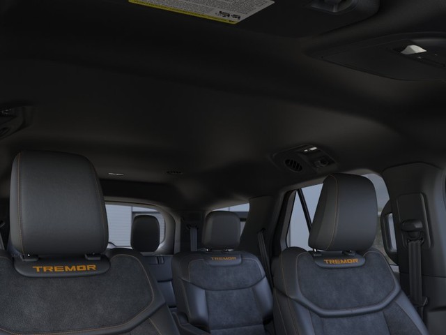 Ford Explorer Vehicle Full-screen Gallery Image 22