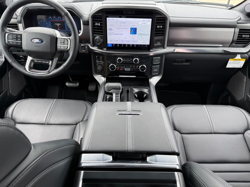Ford F-150 Vehicle Full-screen Gallery Image 20