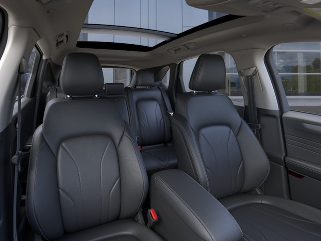 Ford Escape Plug-In Hybrid Vehicle Full-screen Gallery Image 10