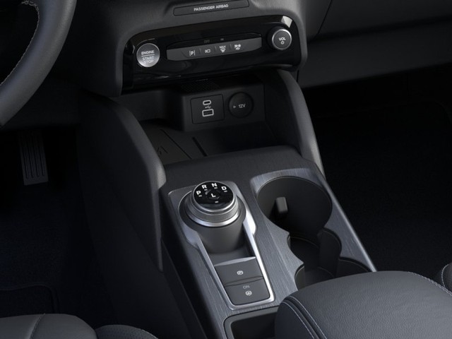 Ford Escape Plug-In Hybrid Vehicle Full-screen Gallery Image 15