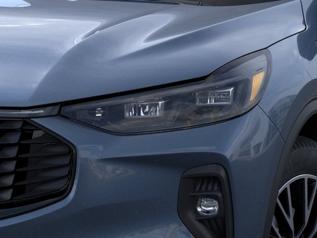 Ford Escape Plug-In Hybrid Vehicle Full-screen Gallery Image 18