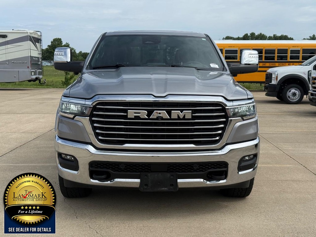 Ram 1500 Vehicle Full-screen Gallery Image 2