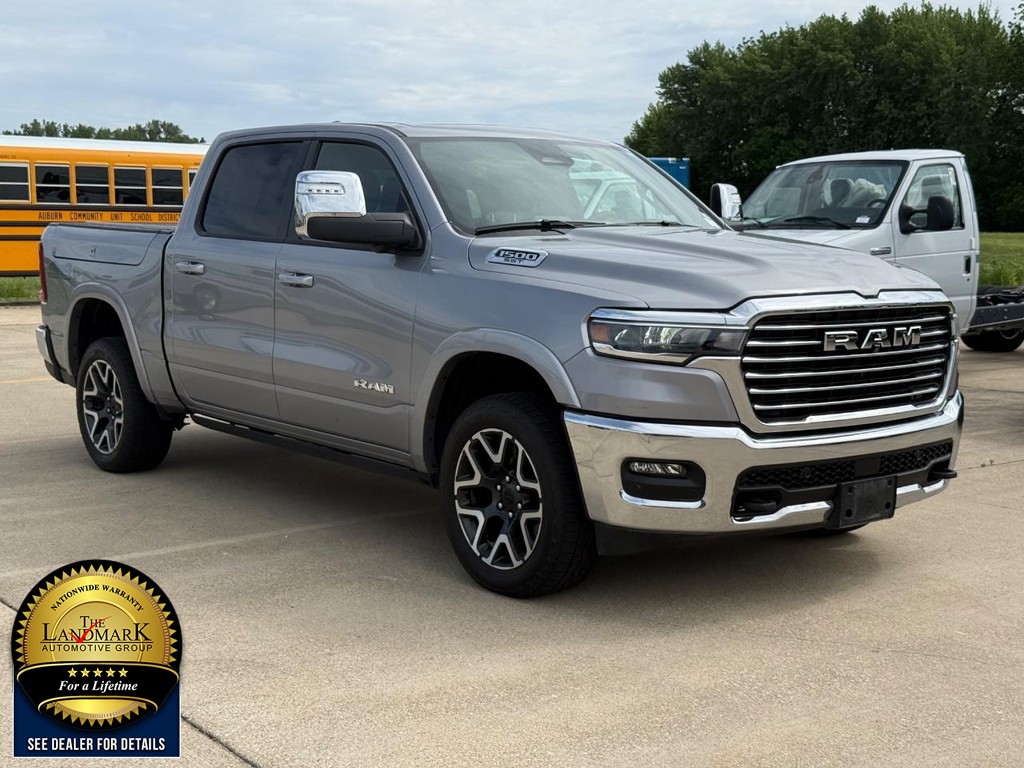 Ram 1500 Vehicle Full-screen Gallery Image 3