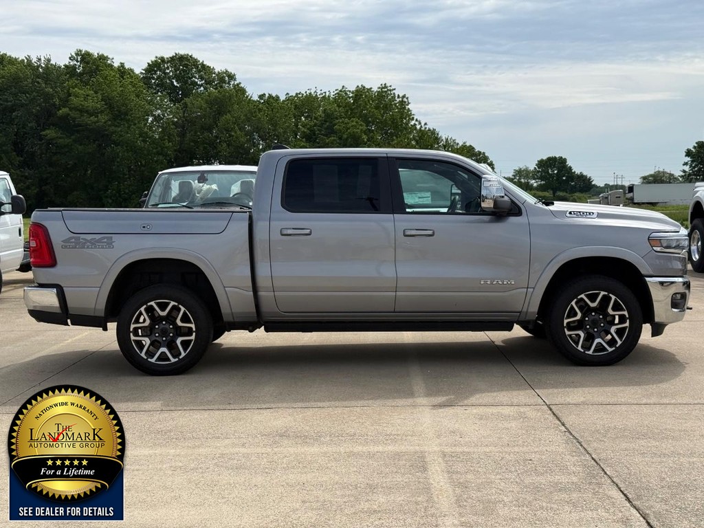 Ram 1500 Vehicle Full-screen Gallery Image 4