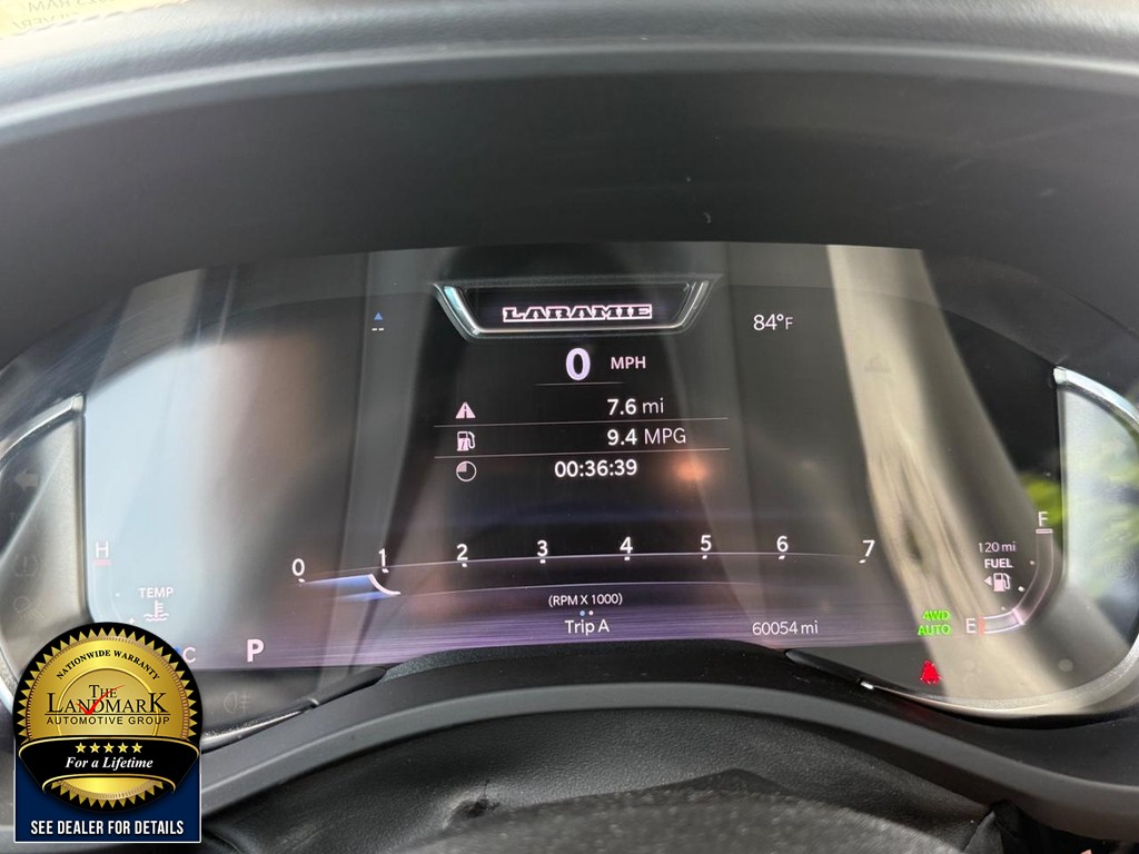 Ram 1500 Vehicle Full-screen Gallery Image 12