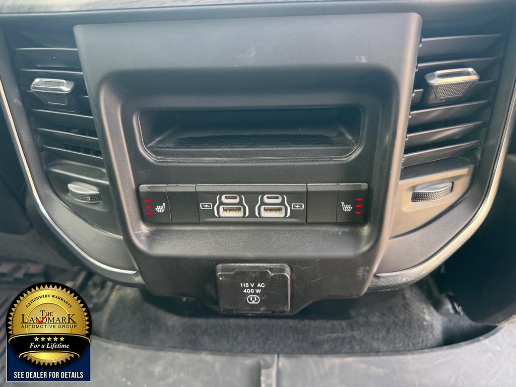 Ram 1500 Vehicle Full-screen Gallery Image 17