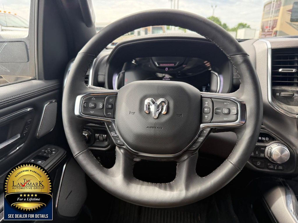 Ram 1500 Vehicle Full-screen Gallery Image 19
